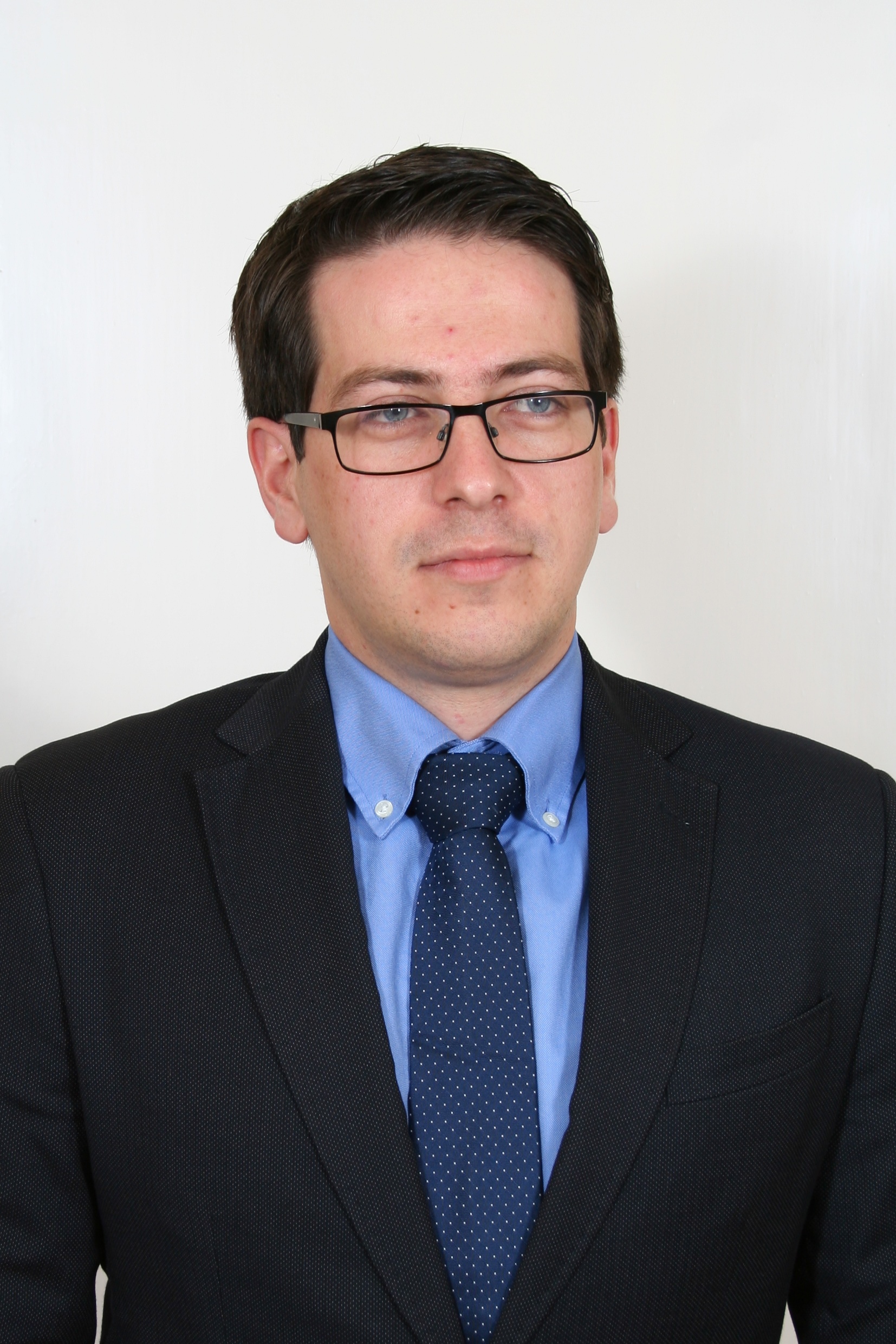 eltes-peter_portre